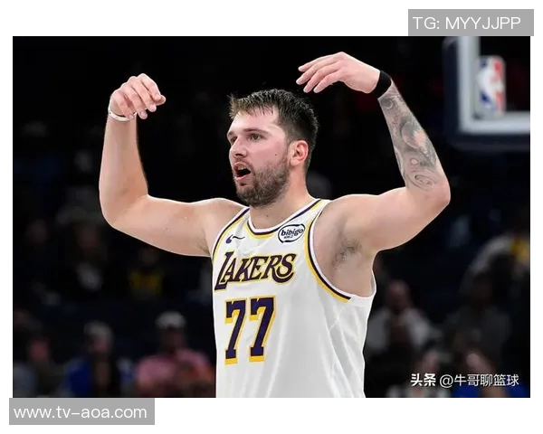 东契奇开赛前四场狂砍165分创队史纪录里夫斯以143分并列第四位