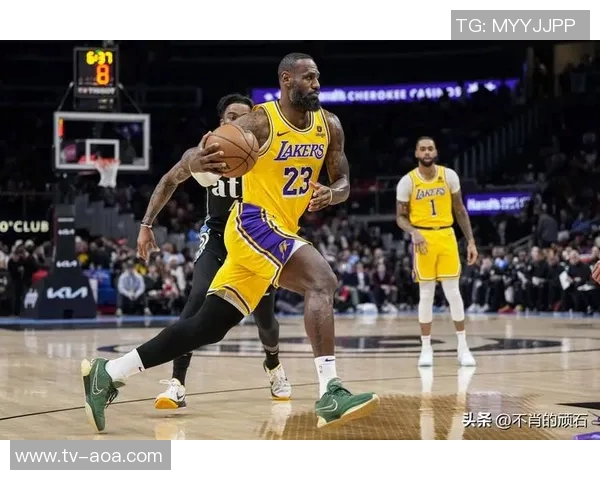 球迷因科比退役战缺席起诉詹姆斯希望亲历其退役时刻