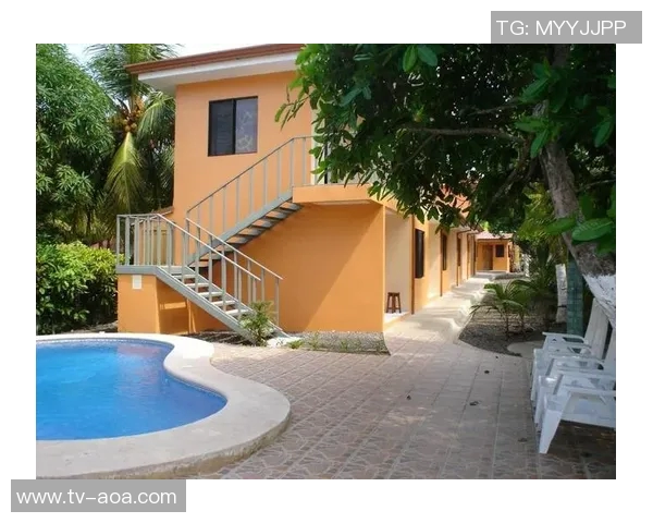 埃斯特旺与家人共同搬入新居，告别酒店生活开启新篇章