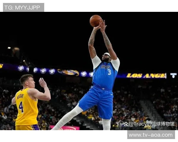 浓眉半场表现亮眼12投6中罚球全中助力球队争胜