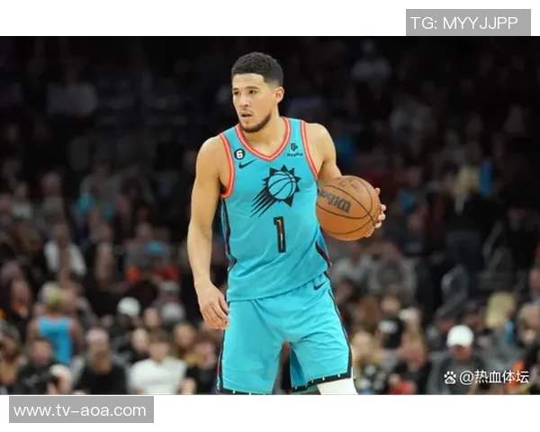 布克表现出色18投7中罚球11中8砍下24分5板7助助力球队赢球